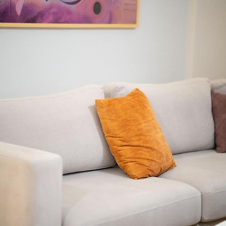 Center Tirana Liv Apartment Экстерьер фото