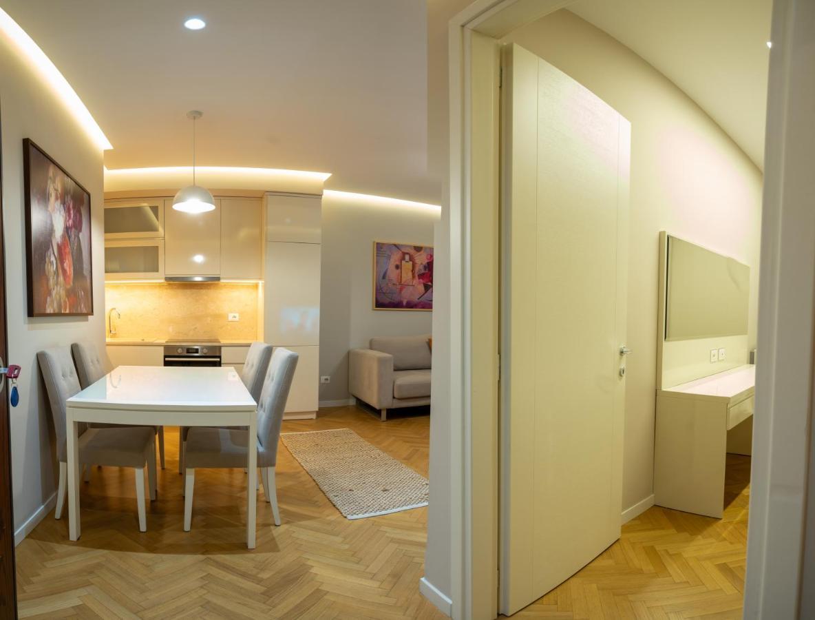Center Tirana Liv Apartment Экстерьер фото